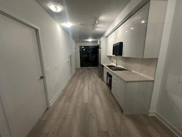For Lease 2920 Highway 7 Road Unit# 1501, Vaughan, Ontario