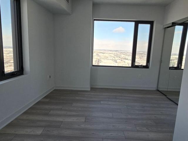 For Lease 2920 Highway 7 Road Unit# 4208, Vaughan, Ontario