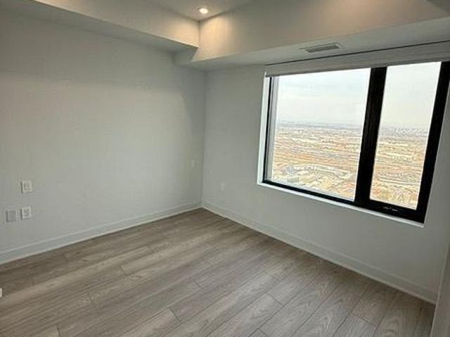 For Lease 2920 HWY 7 Road Unit# 5208, Vaughan, Ontario