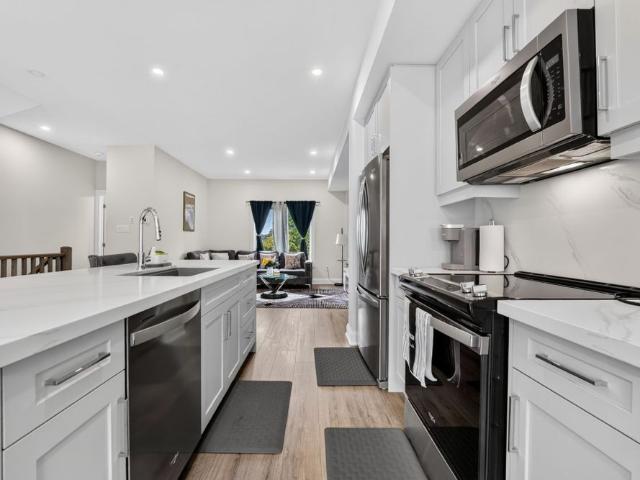 For Lease 292 Vine Street Unit# 77, St. Catharines, Ontario
