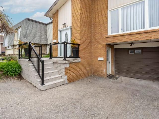 For Lease 2936 Windjammer Road, Mississauga, Ontario