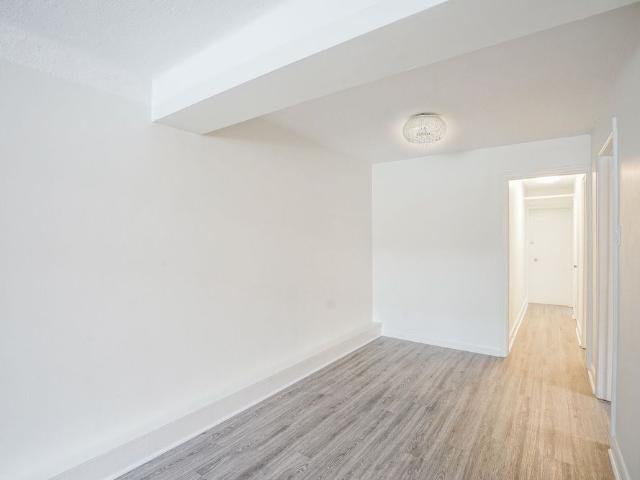 For Lease 293 Indian Grove Unit# 3, Toronto, Ontario