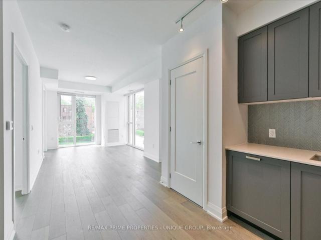 For Lease 293 The Kingsway N/A Unit# 322, Toronto, Ontario