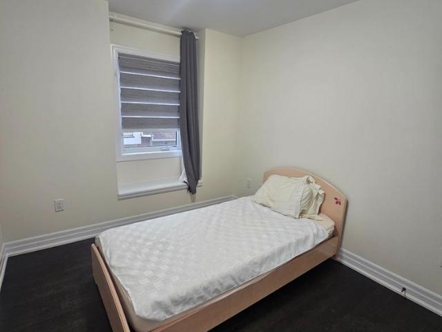 For Lease 29 Amherst Circle, Vaughan, Ontario