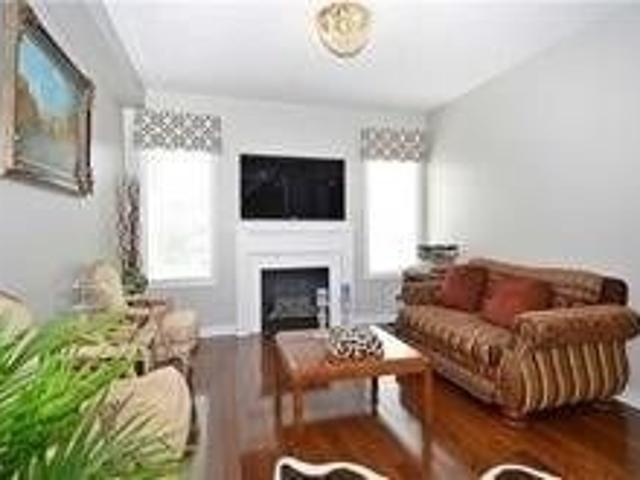 For Lease 29 Aikenhead Avenue, Richmond Hill, Ontario