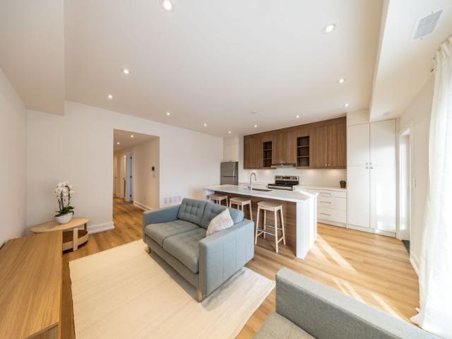 For Lease 29 Hatherley Road Unit# B, Toronto, Ontario