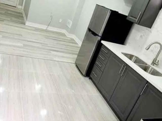 For Lease 29 Sunny Glen Crescent Unit# Bsmt, Brampton, Ontario