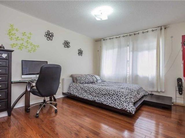 For Lease 29 Rosebank Drive Unit# 903, Toronto, Ontario