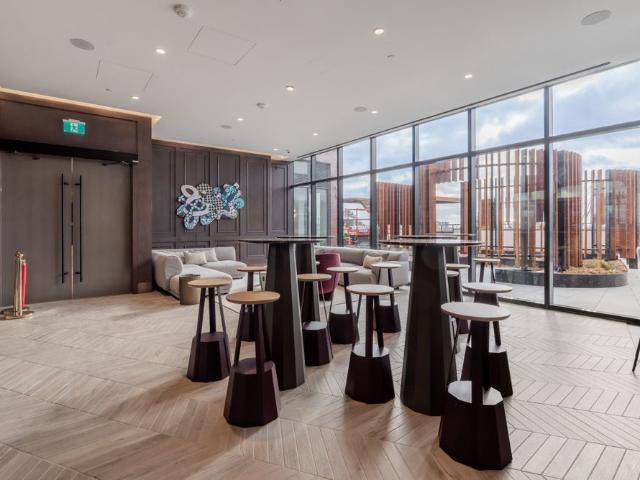 For Lease 29 York Garden Way Unit# 1003, Toronto, Ontario