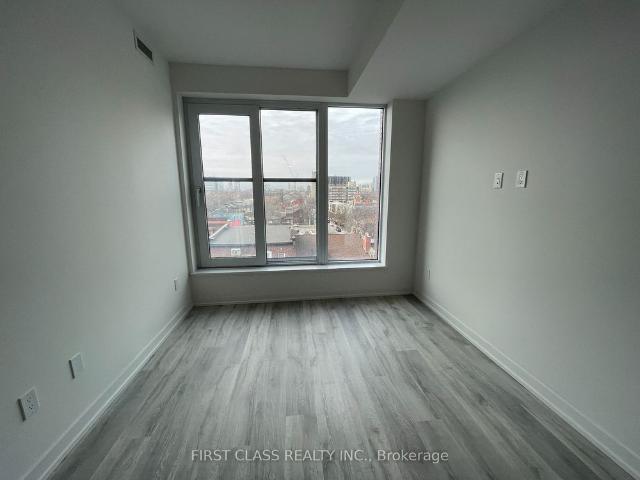 For Lease 2 Augusta Avenue Unit# 701, Toronto, Ontario