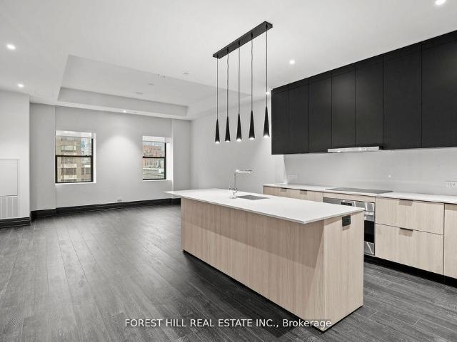 For Lease 2 Avenue Road Unit# 1502, Toronto, Ontario