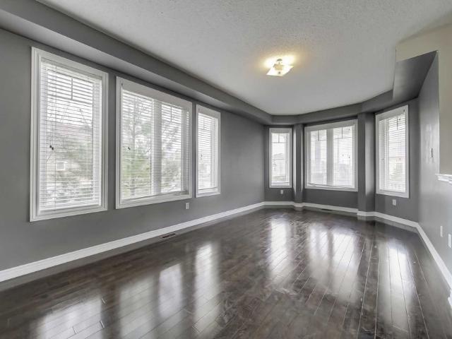 For Lease 2 Bowkett Drive, Richmond Hill, Ontario