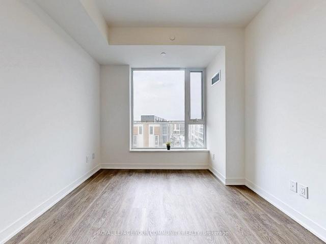 For Lease 2 David Eyer Road Unit# 421, Richmond Hill, Ontario