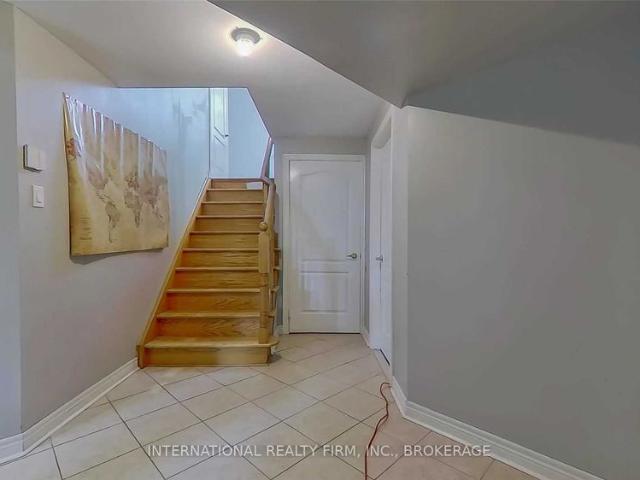 For Lease 2 Dolce Crescent, Vaughan, Ontario