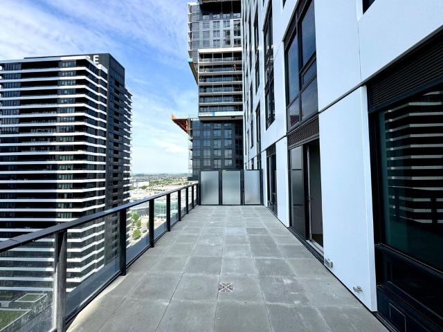 For Lease 2 Erskine Road Unit# 1905, Mississauga, Ontario