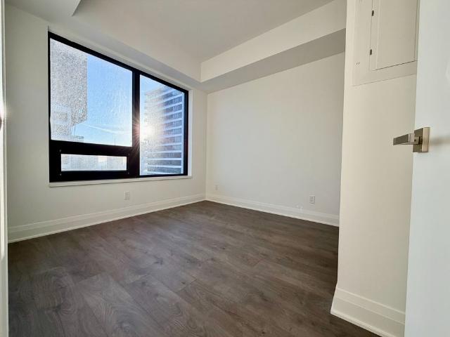 For Lease 2 Erskine Road Unit# 2811, Mississauga, Ontario