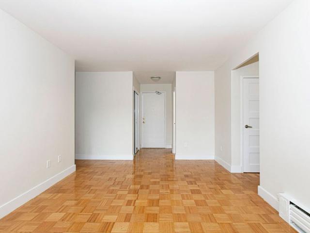 For Lease 2 Grandstand Place Unit# 210, Toronto, Ontario