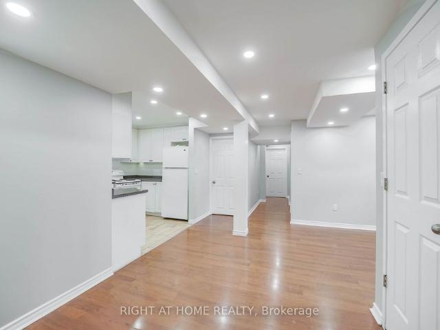For Lease 2 Iangrove Terrace, Toronto, Ontario