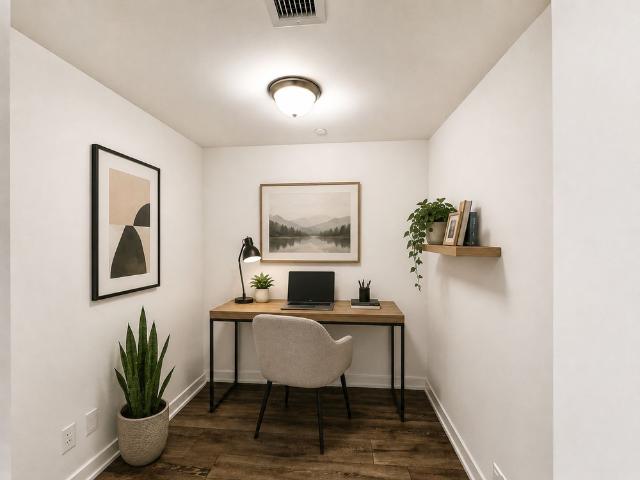 For Lease 2 Manderley Drive Unit# 723, Toronto, Ontario