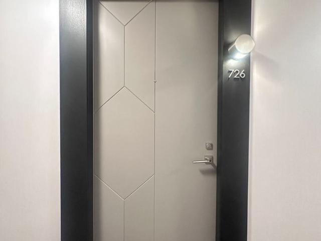 For Lease 2 Old Mill Drive Unit# 726, Toronto, Ontario