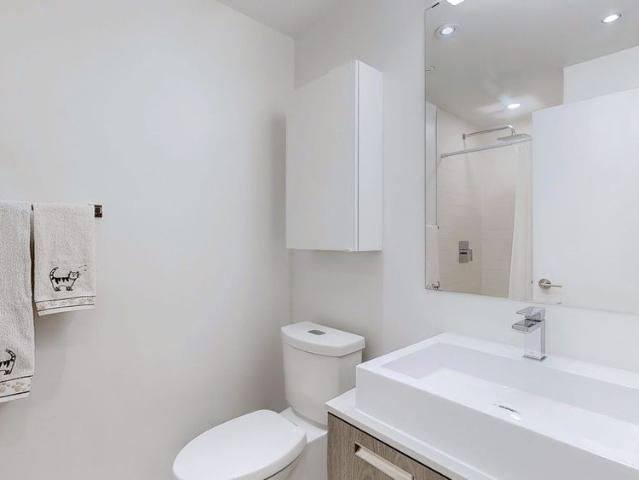 For Lease 2A Church Street Unit# 708, Toronto, Ontario