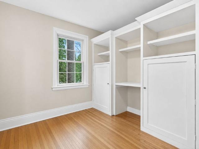 For Lease 3046 South Drive, Burlington, Ontario