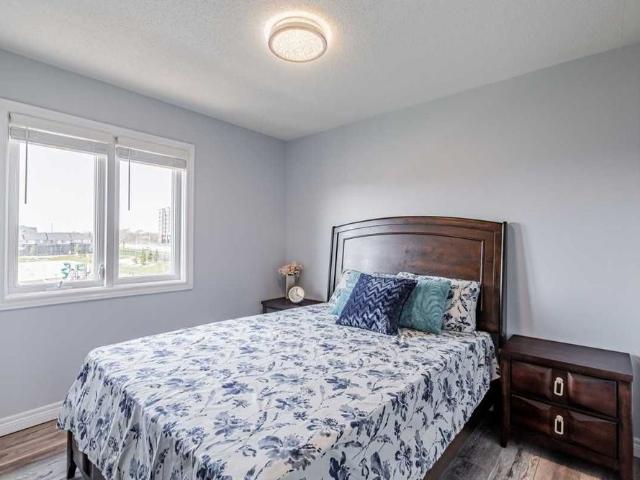 For Lease 3055 Highvalley Road, Oakville, Ontario