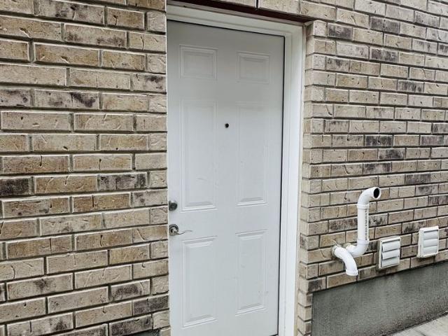 For Lease 305 Sedgewood Street, Kitchener, Ontario