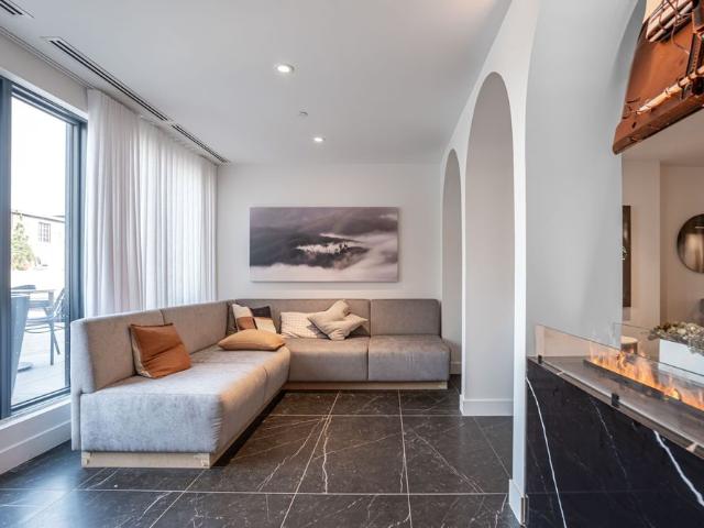 For Lease 308 Jarvis Street Unit# 422, Toronto, Ontario