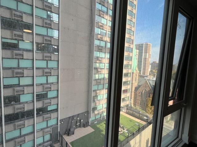 For Lease 308 Jarvis Street Unit# 910, Toronto, Ontario