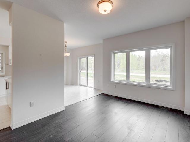 For Lease 3006 Sandy Acres Avenue, Severn, Ontario