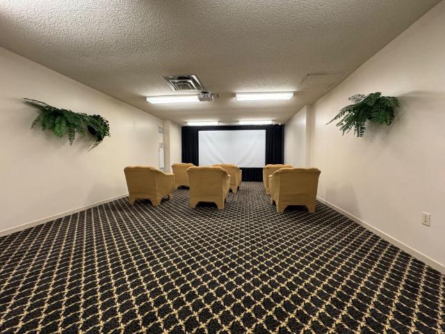 For Lease 300 Webb Drive Unit# 1003, Mississauga, Ontario
