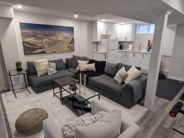 For Lease 301 Davos Road, Vaughan, Ontario
