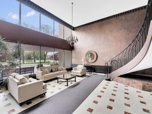 For Lease 301 Frances Avenue Unit# 907, Hamilton, Ontario