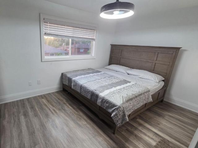 For Lease 3020 Cedarglen Gate Unit# 33, Mississauga, Ontario