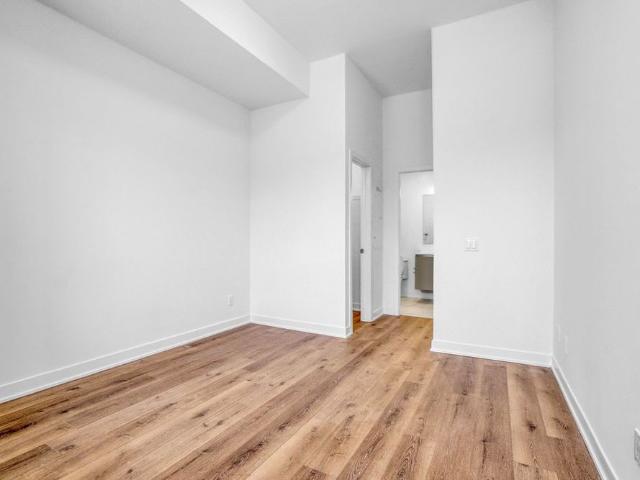 For Lease 3025 Trailside Drive Unit# 138, Oakville, Ontario