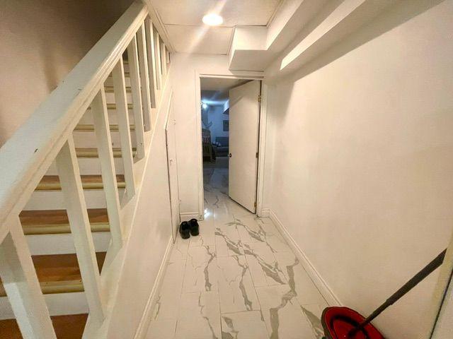 For Lease 3025 Cedarglen Gate Unit# 29 Basement, Mississauga, Ontario