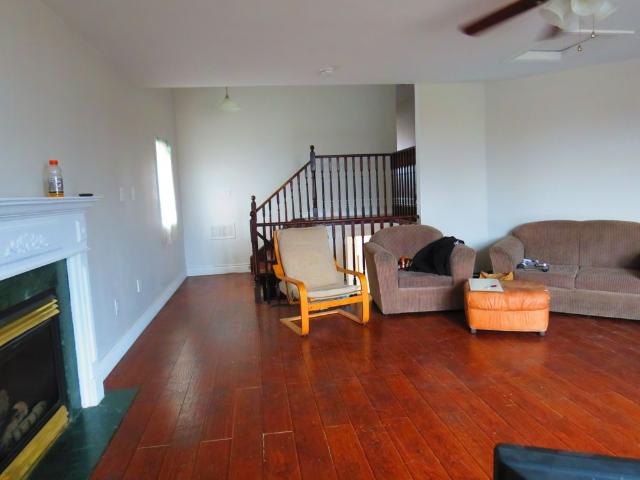 For Lease 302 Stanley Street, Barrie, Ontario