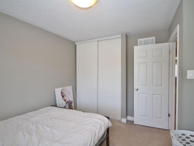 For Lease 302 TOURMALINE Crescent, Barrhaven, Ontario