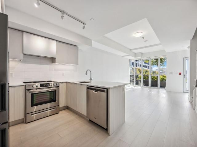 For Lease 30 Gibbs Road Unit# TH101, Toronto, Ontario