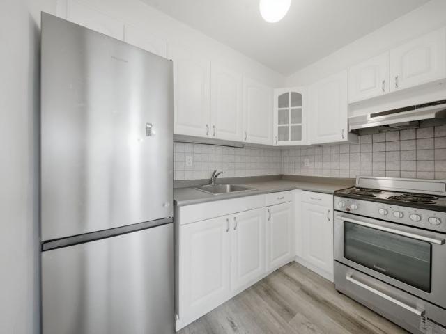 For Lease 30 Gloucester Street Unit# 1110, Toronto, Ontario