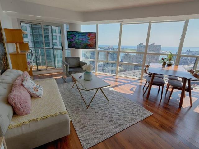 For Lease 30 Grand Trunk Crescent Unit# 3511, Toronto, Ontario