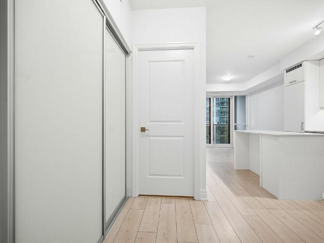 For Lease 30 Elm Drive Unit# 1807, Mississauga, Ontario
