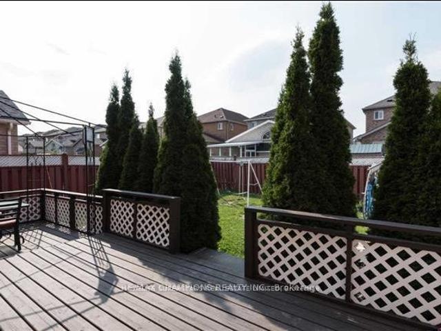 For Lease 30 Feather Reed Way, Brampton, Ontario