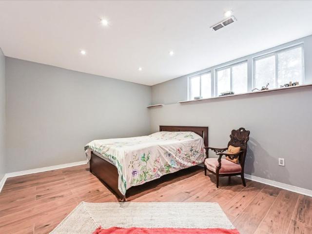For Lease 30 French Crescent Unit# Lower, East Gwillimbury, Ontario
