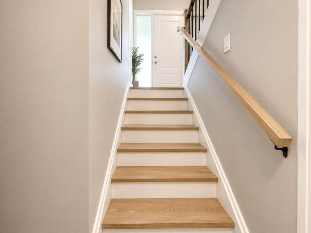 For Lease 30 Knollside Drive, Richmond Hill, Ontario
