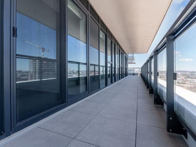 For Lease 30 Inn On The Park Drive Unit# 2307, Toronto, Ontario