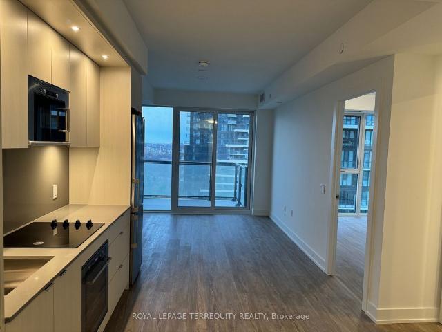 For Lease 30 Inn on the Park Drive Unit# 2611, Toronto, Ontario