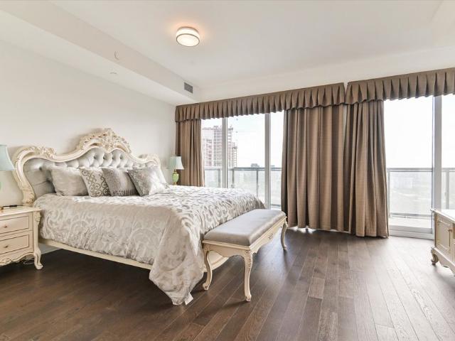 For Lease 30 Inn On The Park Drive Unit# 2707, Toronto, Ontario