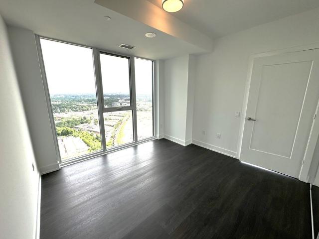 For Lease 30 Inn On The Park Drive Unit# 4304, Toronto, Ontario